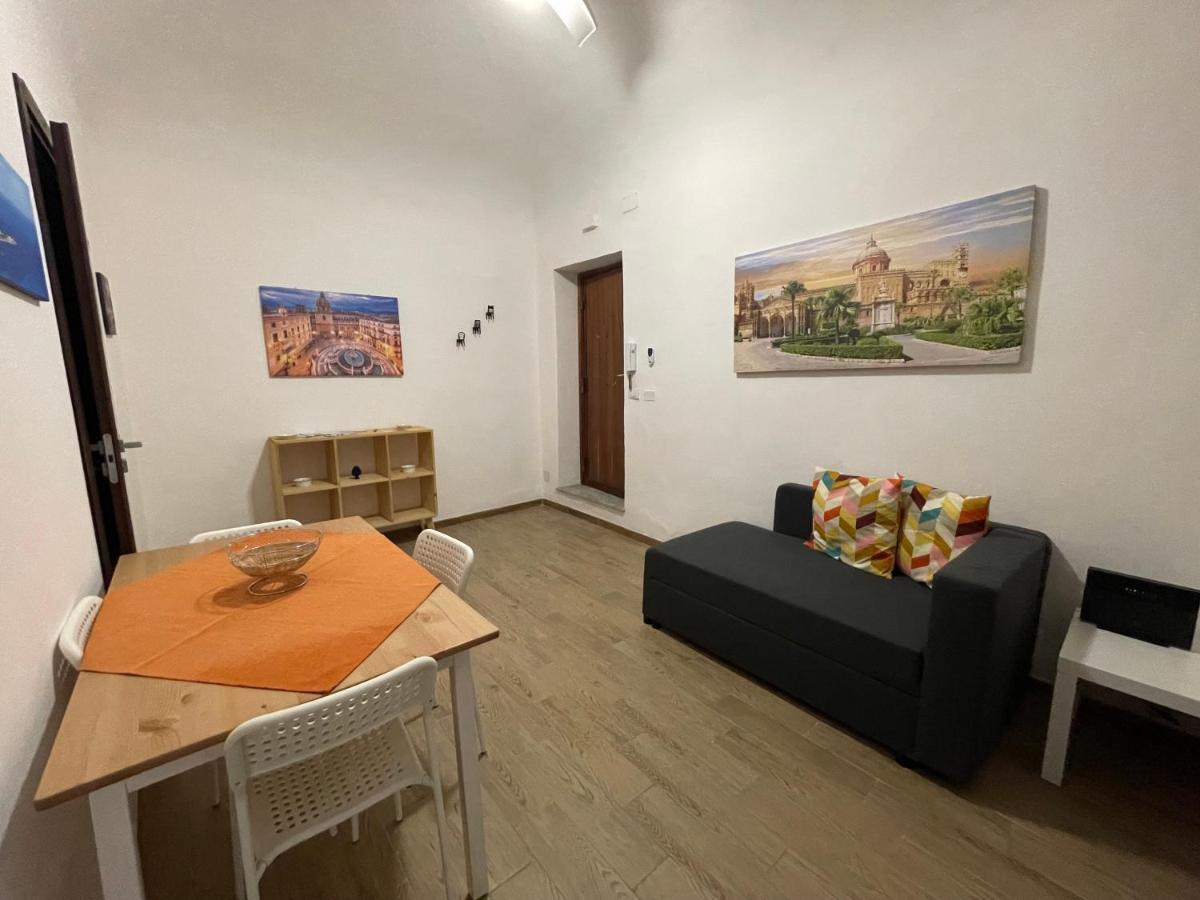 Le Colonne Del Massimo Apartment Palermo Buitenkant foto